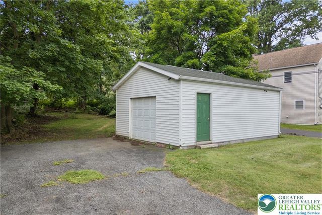 1630 Emmaus Avenue, Salisbury Twp, PA 18103