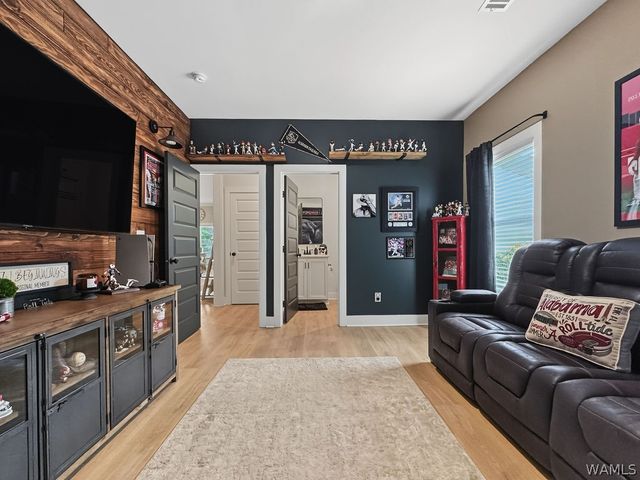4203 Northwood Estates Drive, Northport, AL 35473