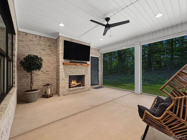 4203 Northwood Estates Drive, Northport, AL 35473