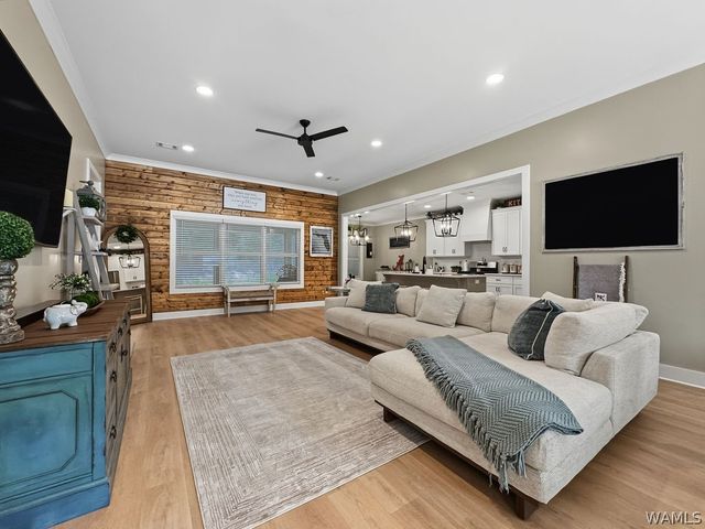 4203 Northwood Estates Drive, Northport, AL 35473