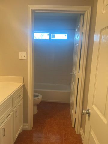 6622 Hoffman Street, Houston, TX 77028