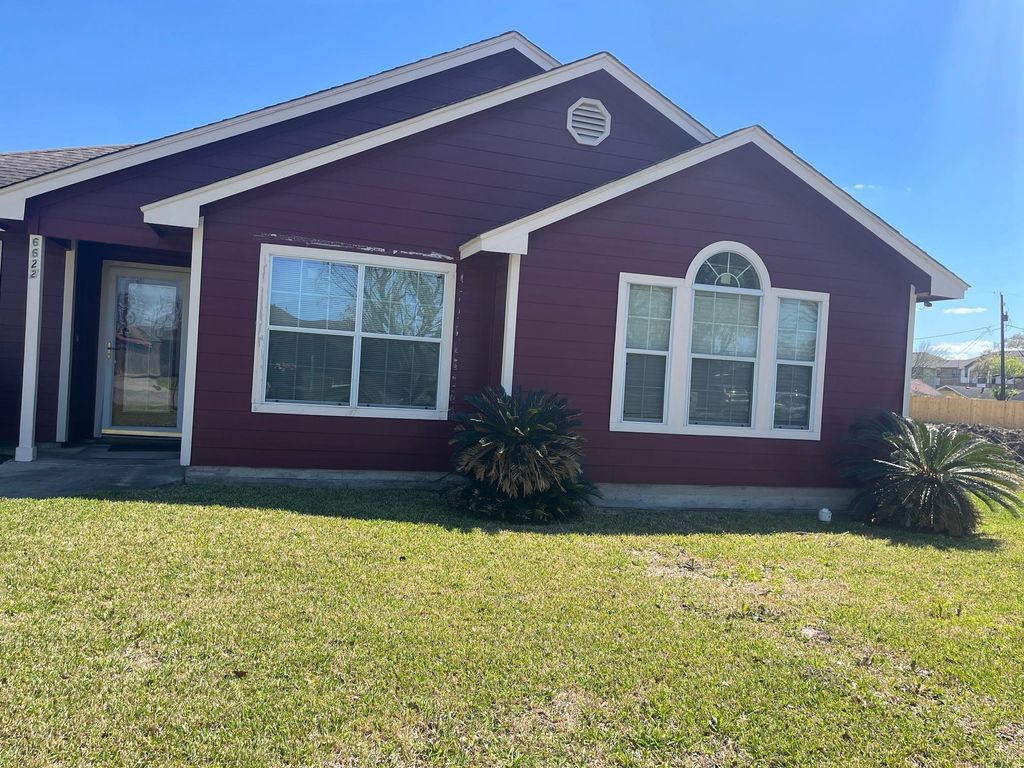 6622 Hoffman Street, Houston, TX 77028