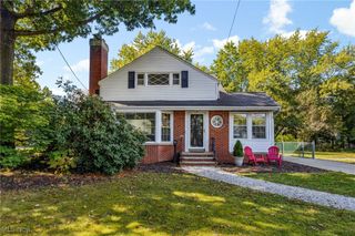 1744 S Green Road, South Euclid, OH 44121