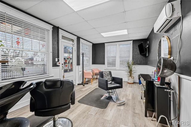 305 N Main Street, Ste Genevieve, MO 63670