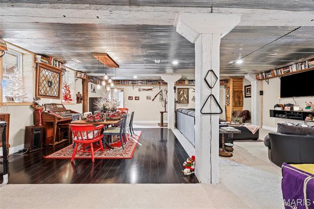 305 N Main Street, Ste Genevieve, MO 63670