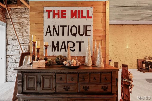 305 N Main Street, Ste Genevieve, MO 63670