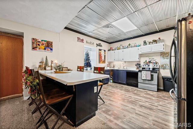 305 N Main Street, Ste Genevieve, MO 63670