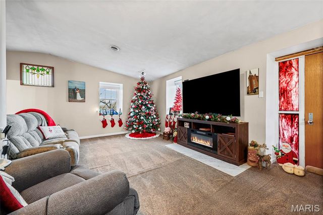 305 N Main Street, Ste Genevieve, MO 63670