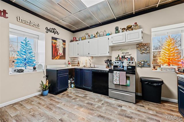 305 N Main Street, Ste Genevieve, MO 63670