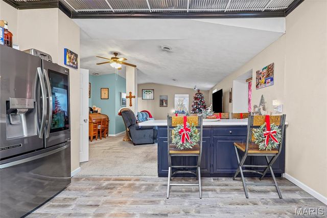 305 N Main Street, Ste Genevieve, MO 63670