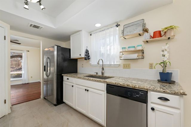 1408 Doonesbury DR, Austin, TX 78758