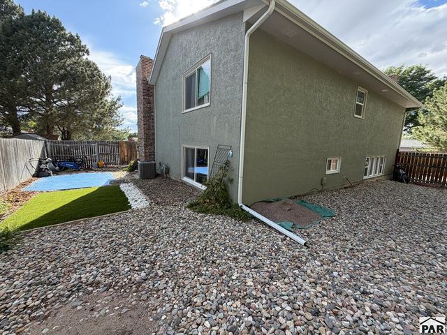 4702 Cedarweed Blvd, Pueblo, CO 81008