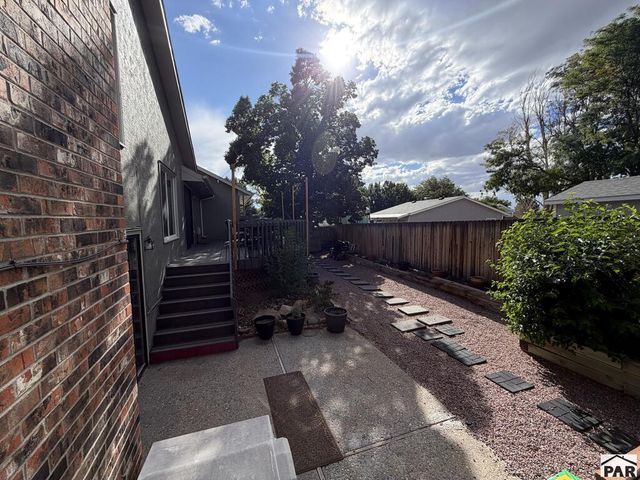 4702 Cedarweed Blvd, Pueblo, CO 81008
