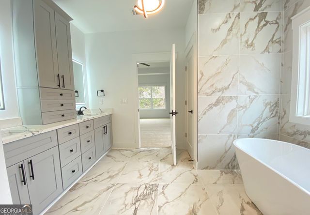 561 Paper Ridge Court, Lawrenceville, GA 30046