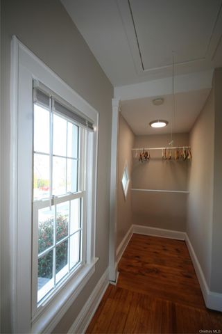 99 Centre Avenue, East Rockaway, NY 11518