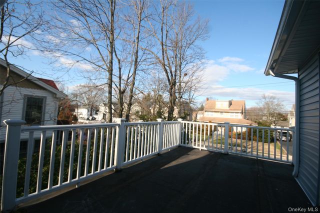 99 Centre Avenue, East Rockaway, NY 11518