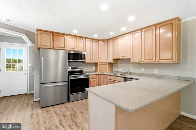 22064 YELLOWBOTTOM, Lignum, VA 22726