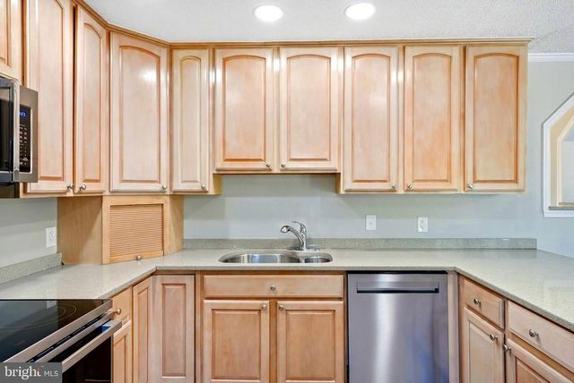 22064 YELLOWBOTTOM, Lignum, VA 22726