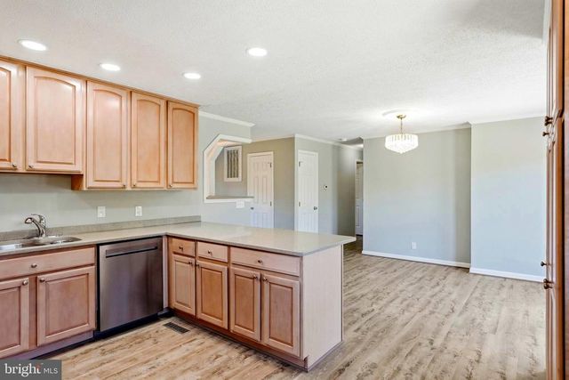 22064 YELLOWBOTTOM, Lignum, VA 22726