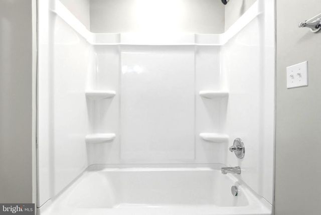 22064 YELLOWBOTTOM, Lignum, VA 22726