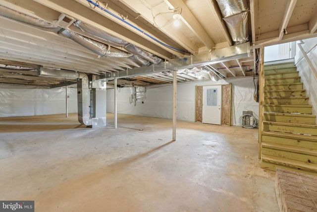 22064 YELLOWBOTTOM, Lignum, VA 22726