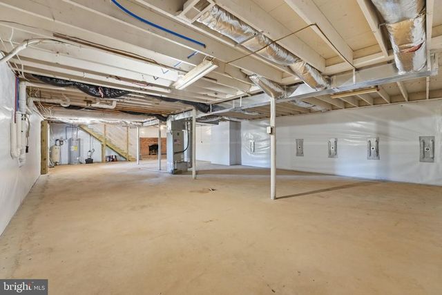 22064 YELLOWBOTTOM, Lignum, VA 22726