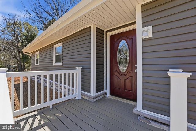 22064 YELLOWBOTTOM, Lignum, VA 22726