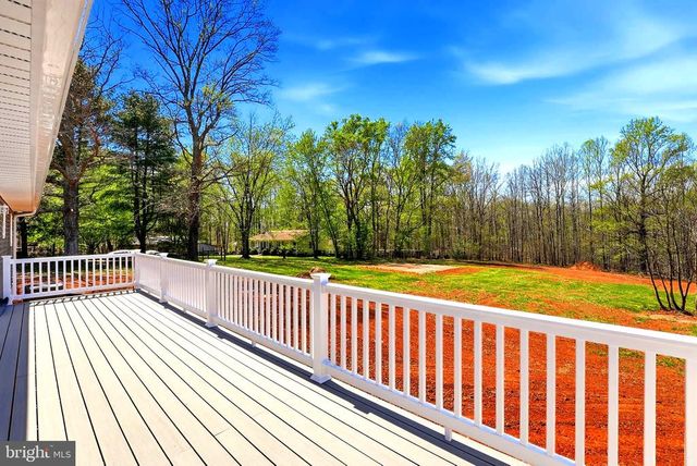 22064 YELLOWBOTTOM, Lignum, VA 22726