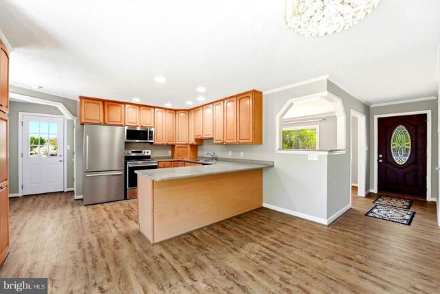 22064 YELLOWBOTTOM, Lignum, VA 22726