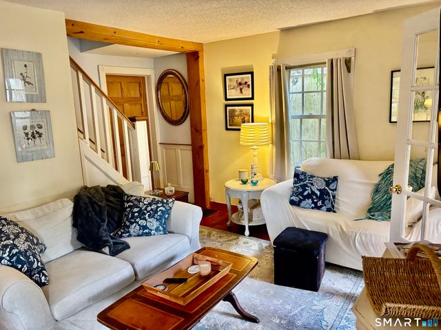 20 Hickok Avenue, Bethel, CT 06801