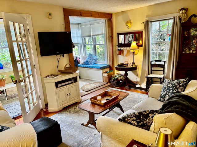 20 Hickok Avenue, Bethel, CT 06801