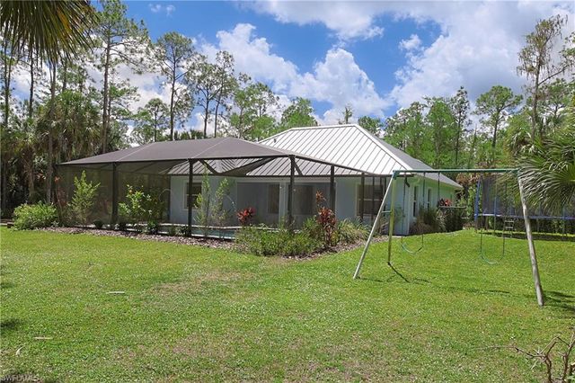 421 35th AVE NE, Naples, FL 34120