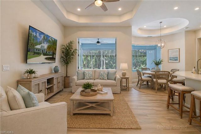 421 35th AVE NE, Naples, FL 34120