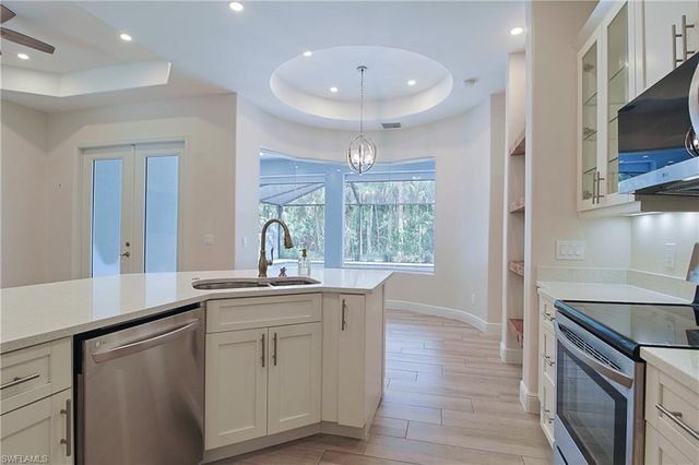 421 35th AVE NE, Naples, FL 34120