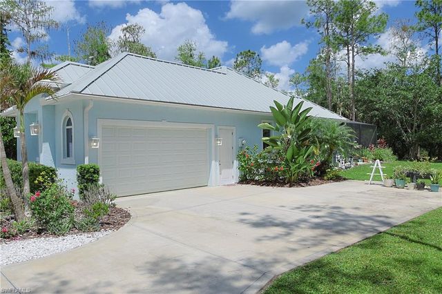 421 35th AVE NE, Naples, FL 34120