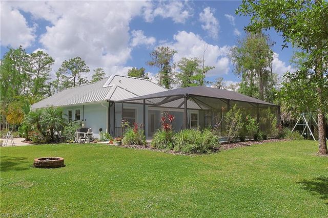 421 35th AVE NE, Naples, FL 34120