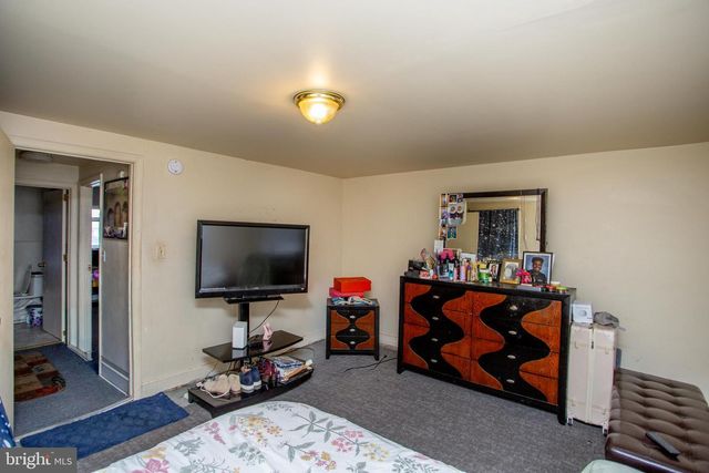 576 BATH, Bristol, PA 19007