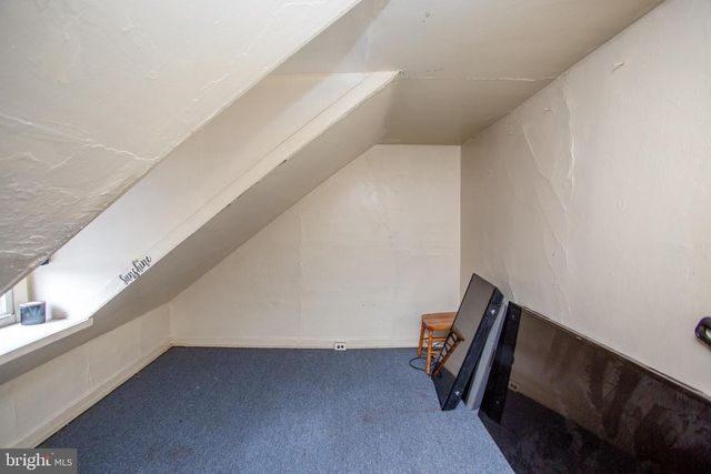 576 BATH, Bristol, PA 19007