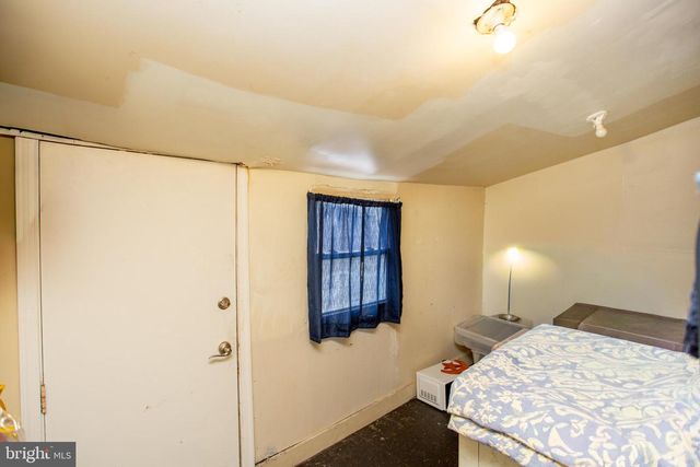 576 BATH, Bristol, PA 19007