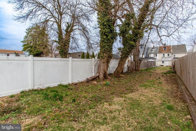 576 BATH, Bristol, PA 19007