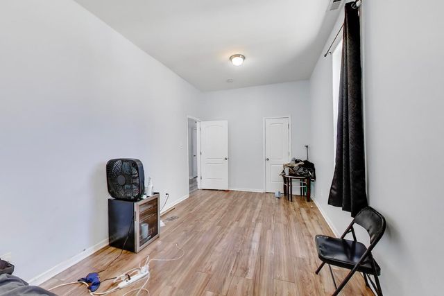 1418 S Saint Louis Avenue, Chicago, IL 60623