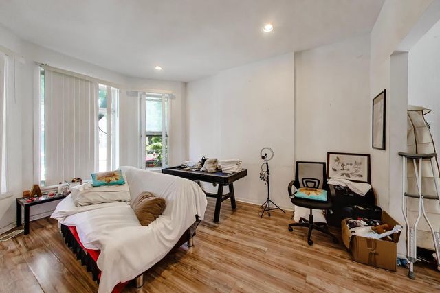 1418 S Saint Louis Avenue, Chicago, IL 60623