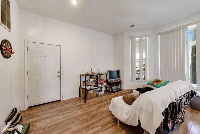 1418 S Saint Louis Avenue, Chicago, IL 60623