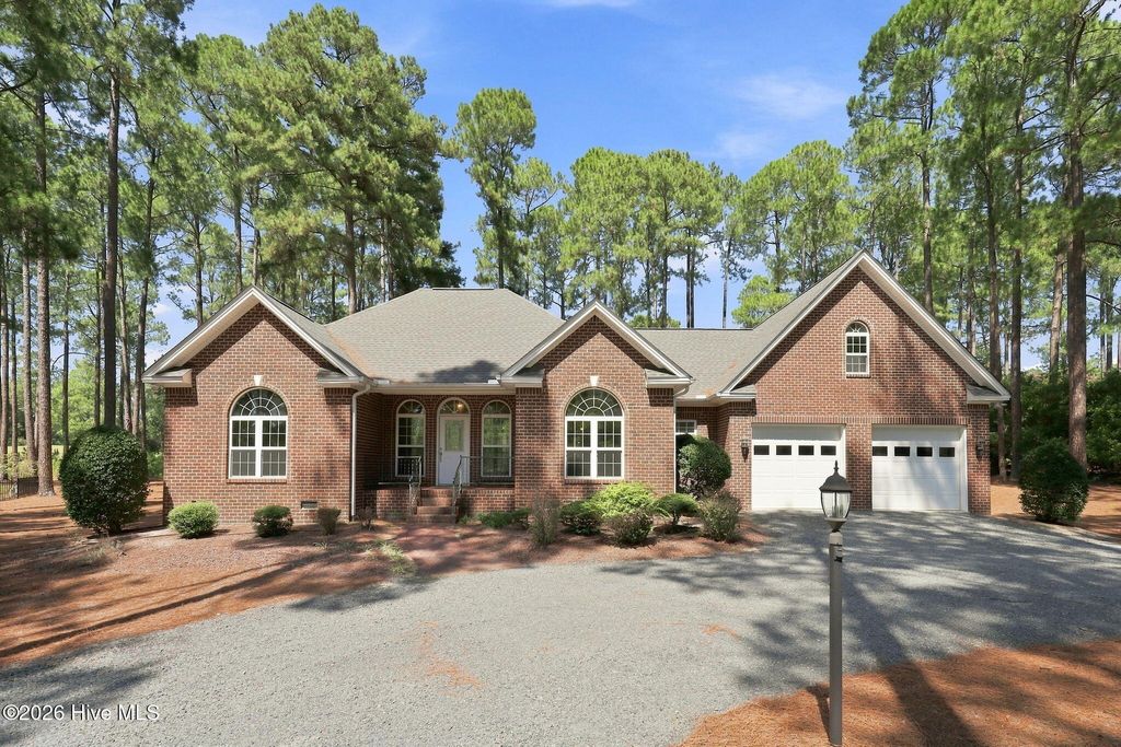 16 Bobolink Road, Jackson Springs, NC 27281