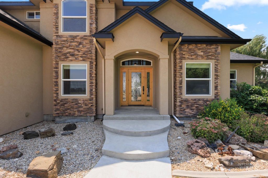 2324 S Kaesemeyer Lane, Kuna, ID 83634 photo 4