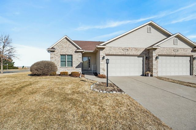 5446 Baraboo Court 5446, Davenport, IA 52804