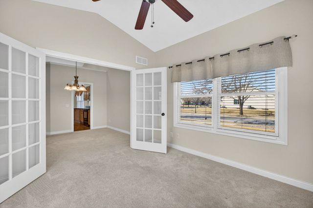 5446 Baraboo Court 5446, Davenport, IA 52804