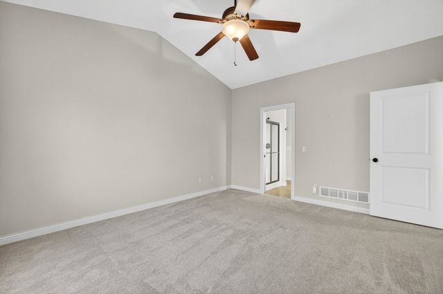 5446 Baraboo Court 5446, Davenport, IA 52804