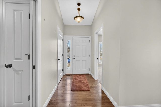 5446 Baraboo Court 5446, Davenport, IA 52804