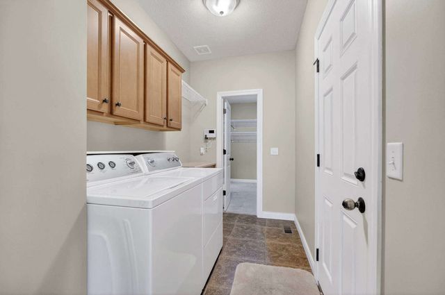 5446 Baraboo Court 5446, Davenport, IA 52804